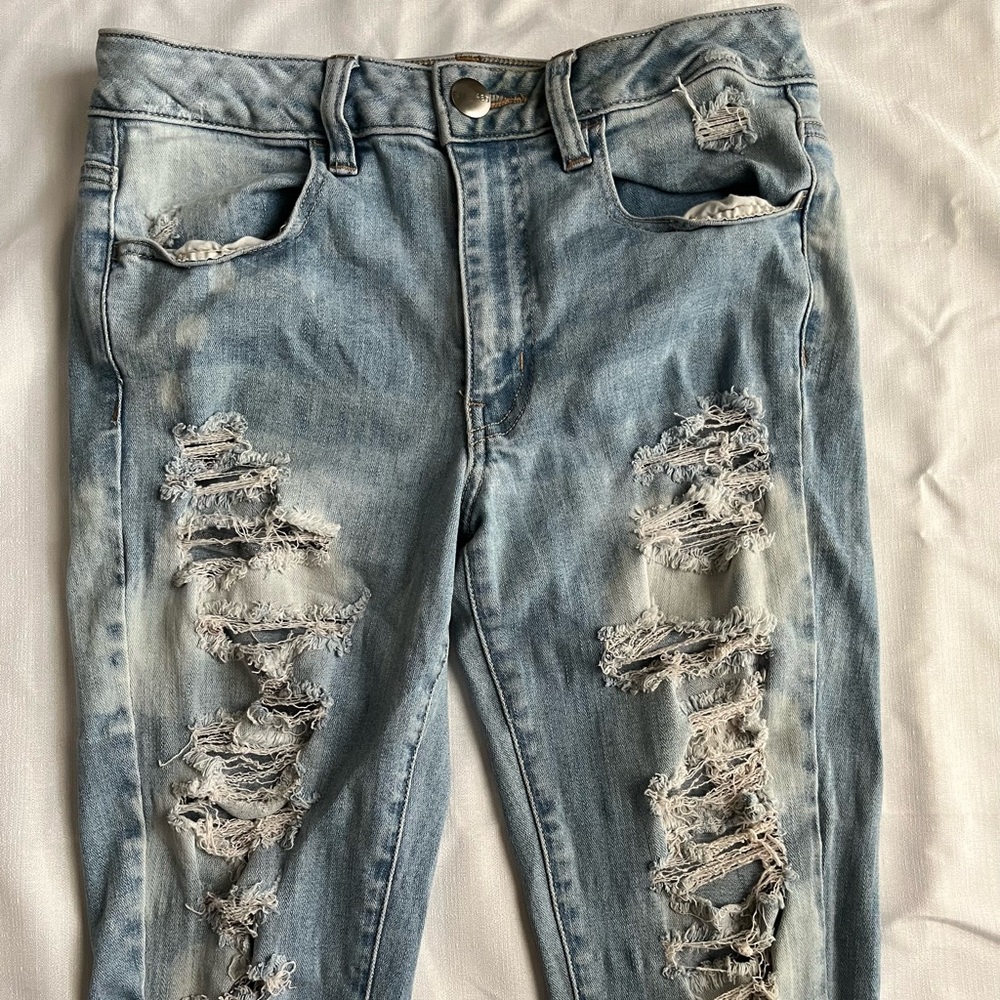 Blue washed ripped American eagle jeans